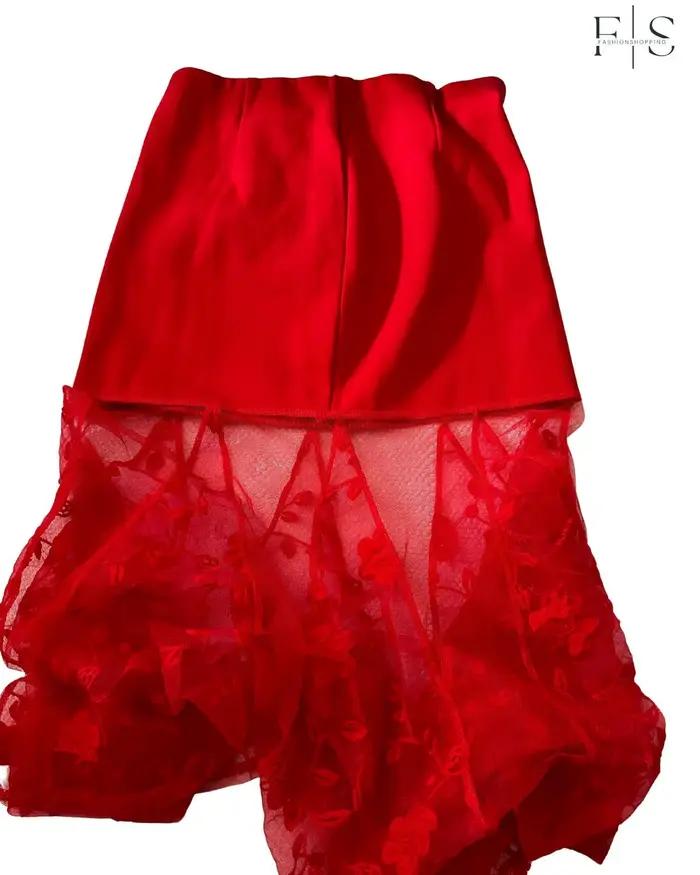 Jupe midi en satin rouge pour femme