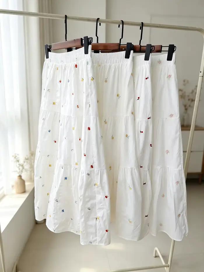 Jupes longues brodées florales pour femmes