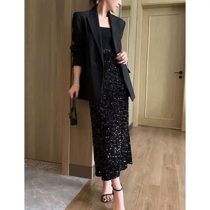 Jupe fendue à paillettes noires pour femmes