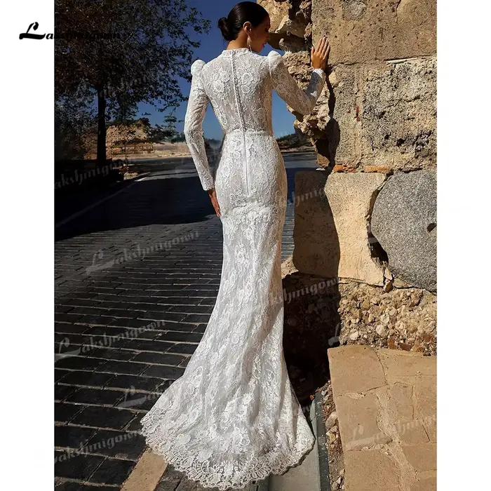 Robe de mariée sirène moderne à col montant