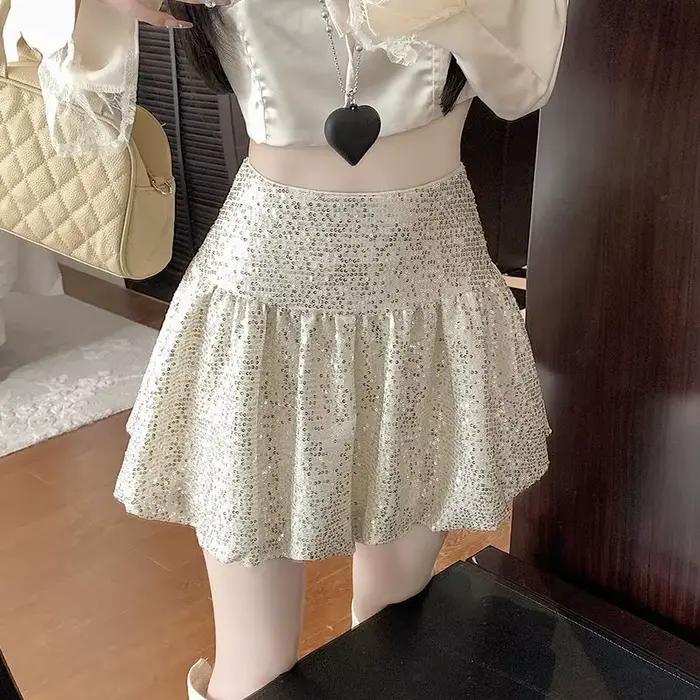 Jupe courte bouffante à sequins taille haute