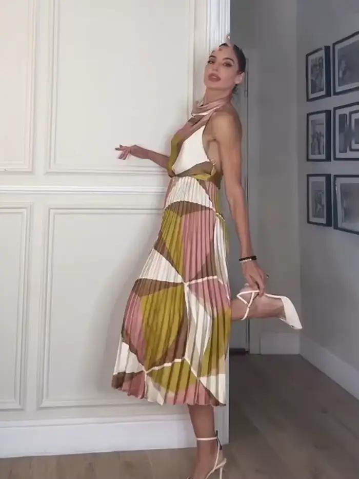 HH femmes mode jupe sans manches motif géométrique costume dos nu col suspendu haut + a-ligne plissée imprimé