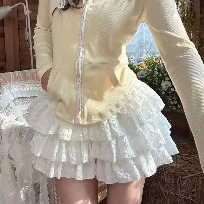 Mini-jupe Lolita noire pour femme