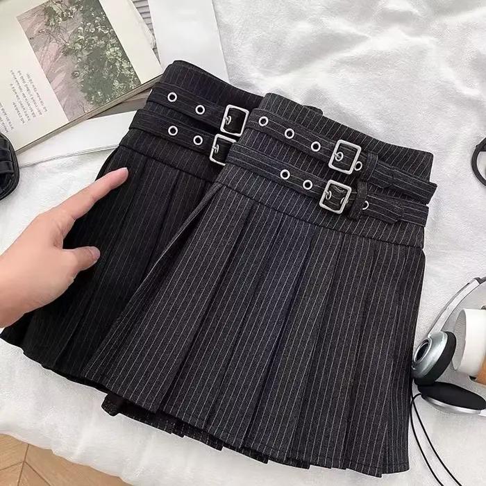 Mini-jupe rayée preppy pour femme