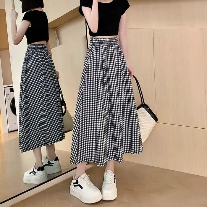 Jupe trapèze à carreaux noir et blanc pour femmes