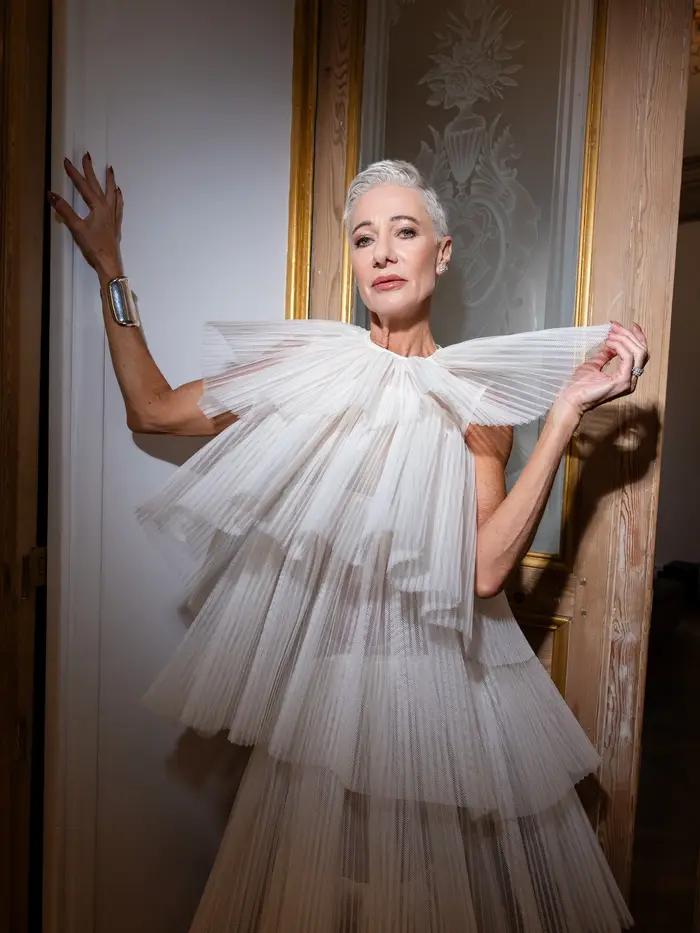 Robe de bal chic en tulle plissé à volants