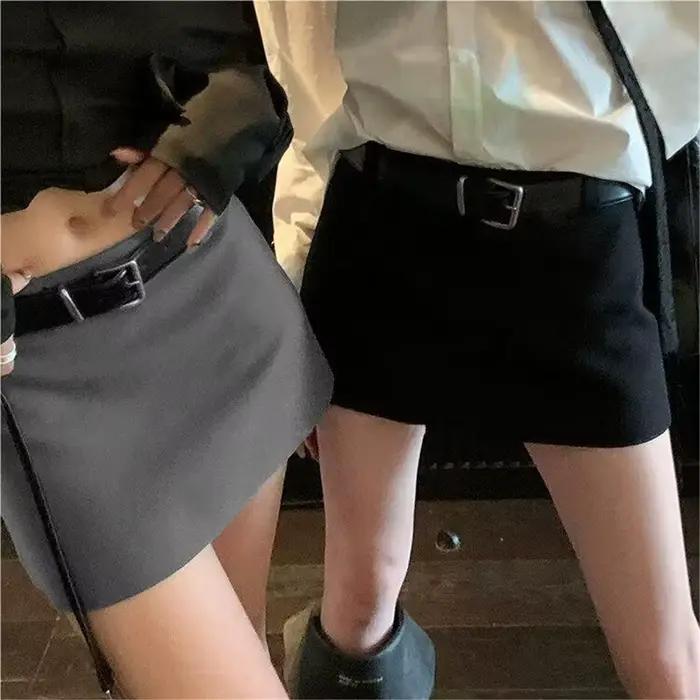 Mini jupes d'été noires pour femmes
