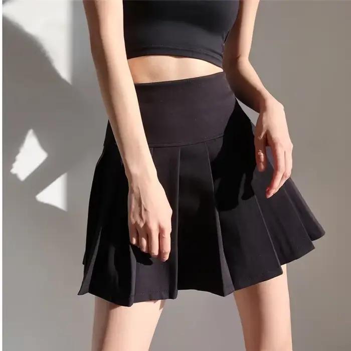 Mini jupes plissées pour femmes