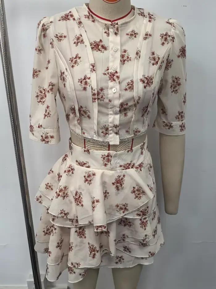 Nouveaux ensembles jupe et haut pour femme