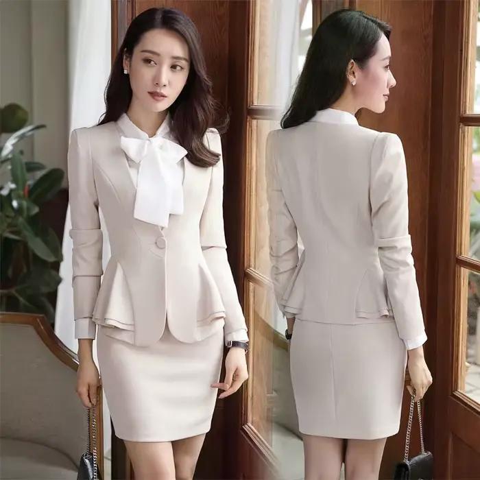 Blazer et jupe slim pour dames de bureau