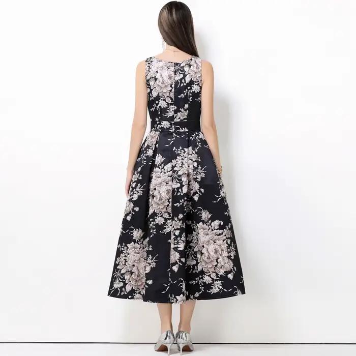 Robe longue élégante à fleurs pour femmes