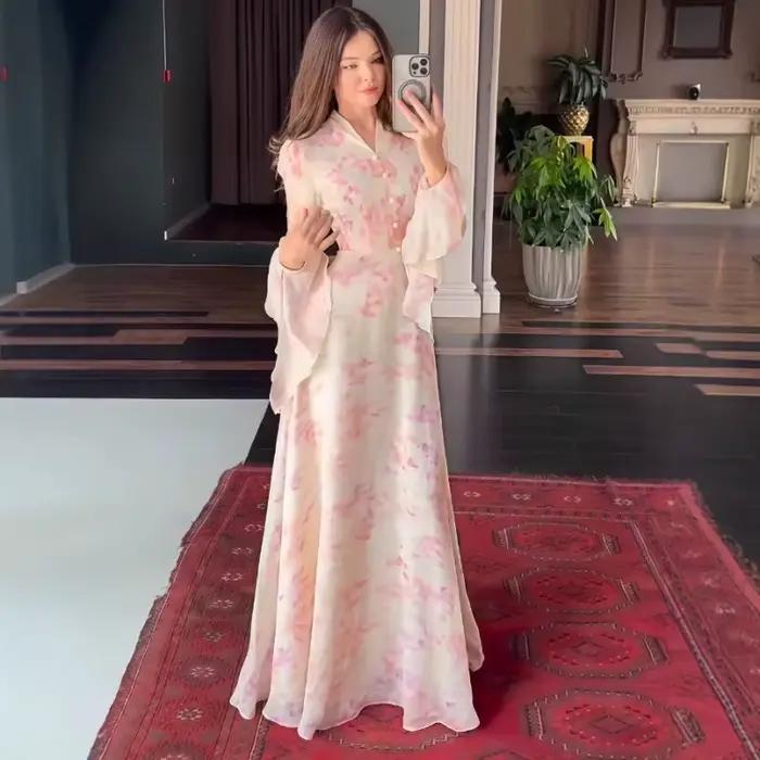 Robe longue pour femme, style streetwear, imprimé floral, coupe trapèze, col en V, manches évasées,