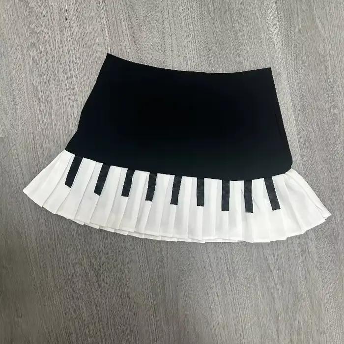 Jupe plissée vintage piano noir et blanc de style doux et épicé pour femmes, nouveau design de print