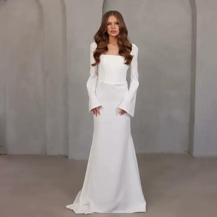 Robe de mariée en crêpe 2026 à manches longues, col carré, coupe sirène simple, élégante et modeste,