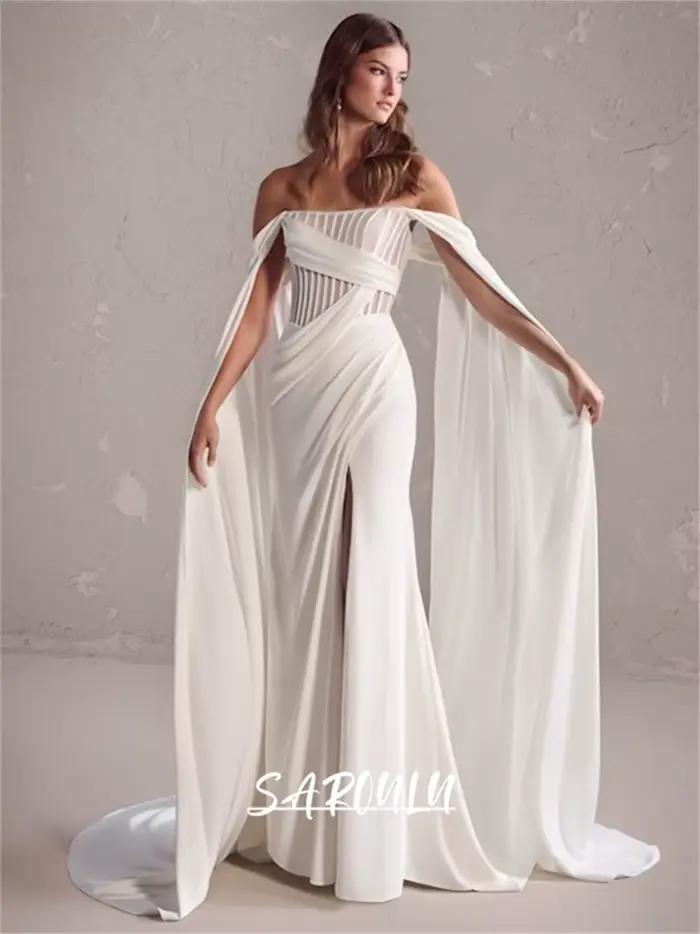 Robe de Mariée en Crêpe avec Corsage Plissé et Taille Basque, Manches Achabel, Gaine, Sur Mesure