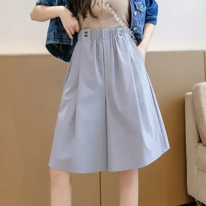 Bermuda demi-jupe femme élégante avec plis, mixte coton-polyester, ajustement lâche, taille élastique, pour l'été, kaki, noir, vert, style décontracté mais sophistiqué, pour les femmes, idéale pour les occasions estivales