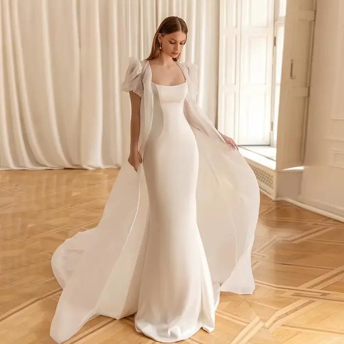 Robe de mariée sirène élégante et ajustée en satin luxueux à col carré personnalisé