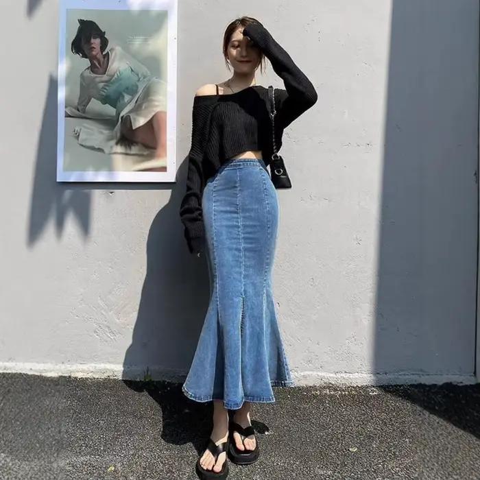 Mini jupe en jean bleue taille haute pour femmes