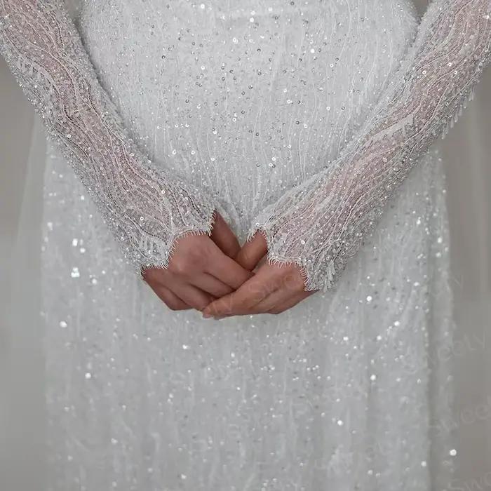 Robe de Mariée en Dentelle Brodée à Manches sulfet Col Haut