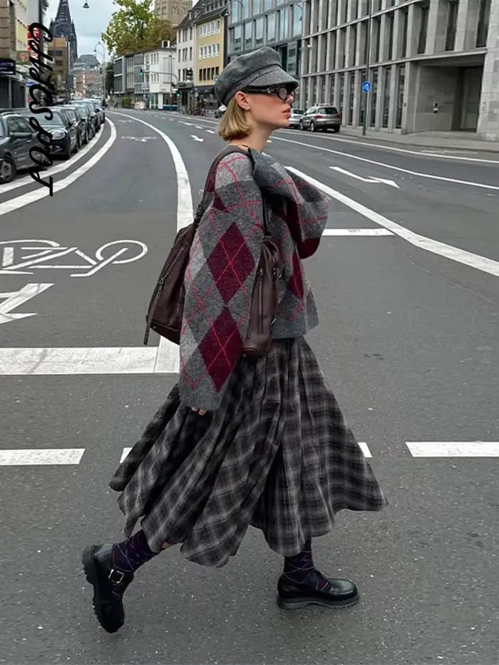 Jupe circulaire imprimée à carreaux pour femmes