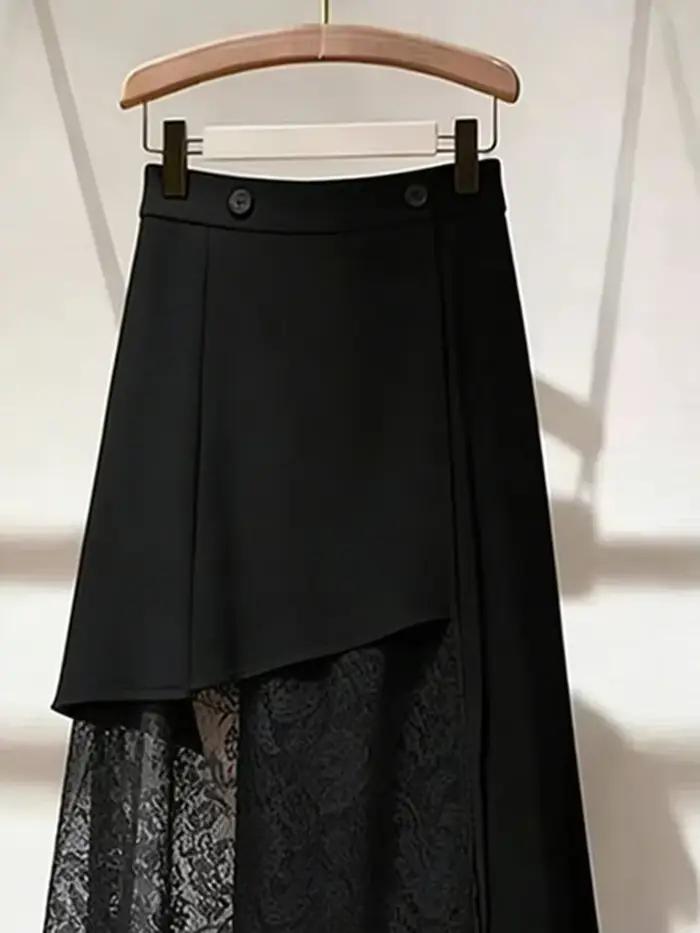 Jupe longue trapèze noire asymétrique à taille haute avec dentelle