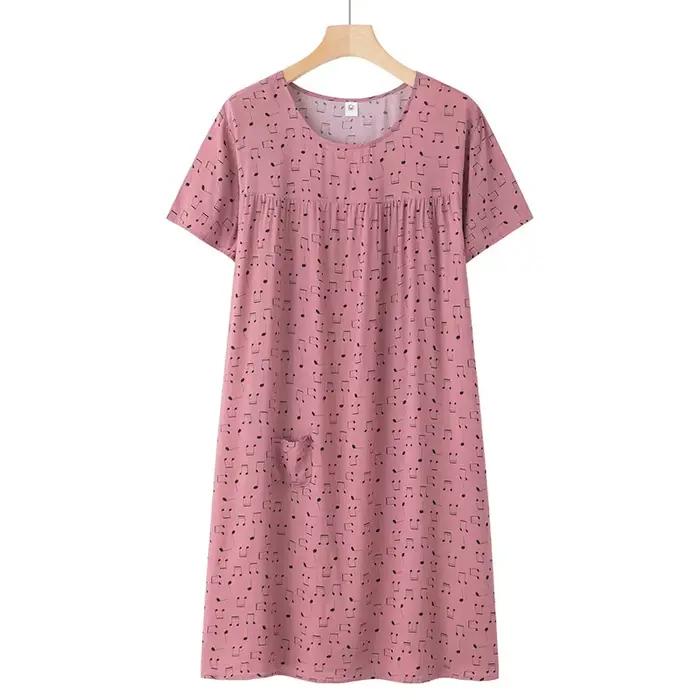 Nouvelle chemise de nuit grande taille, chemise de nuit à manches courtes pour femmes d'âge moyen et âgées, version fine d'été, robe ample pour la maison pour maman