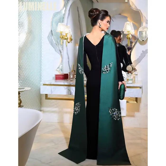 Robes de soirée en satin noir-vert avec perles