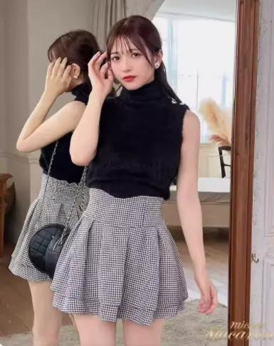 Style japonais Simple femme Radian taille minceur jambe-shapant jupe courte noire pour les femmes Streetwear
