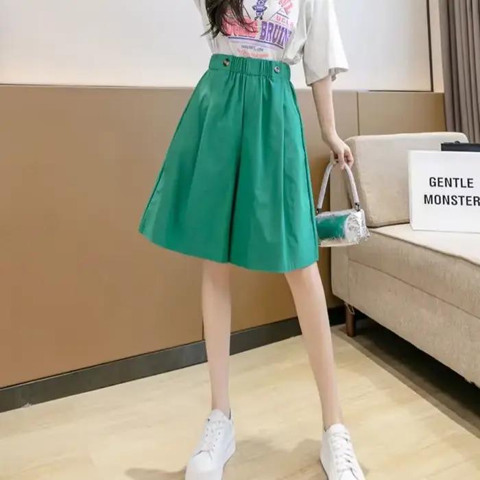 Bermuda demi-jupe femme élégante avec plis, mixte coton-polyester, ajustement lâche, taille élastique, pour l'été, kaki, noir, vert, style décontracté mais sophistiqué, pour les femmes, idéale pour les occasions estivales