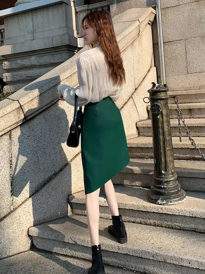 Jupe irrégulière taille haute en peau de mouton véritable pour femmes