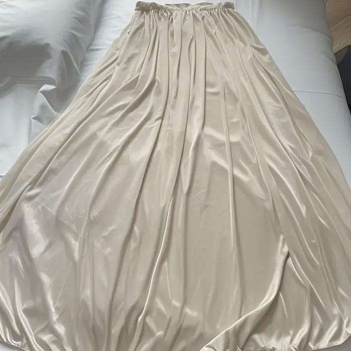 Jupe longue maxi en satin de soie sexy pour femme