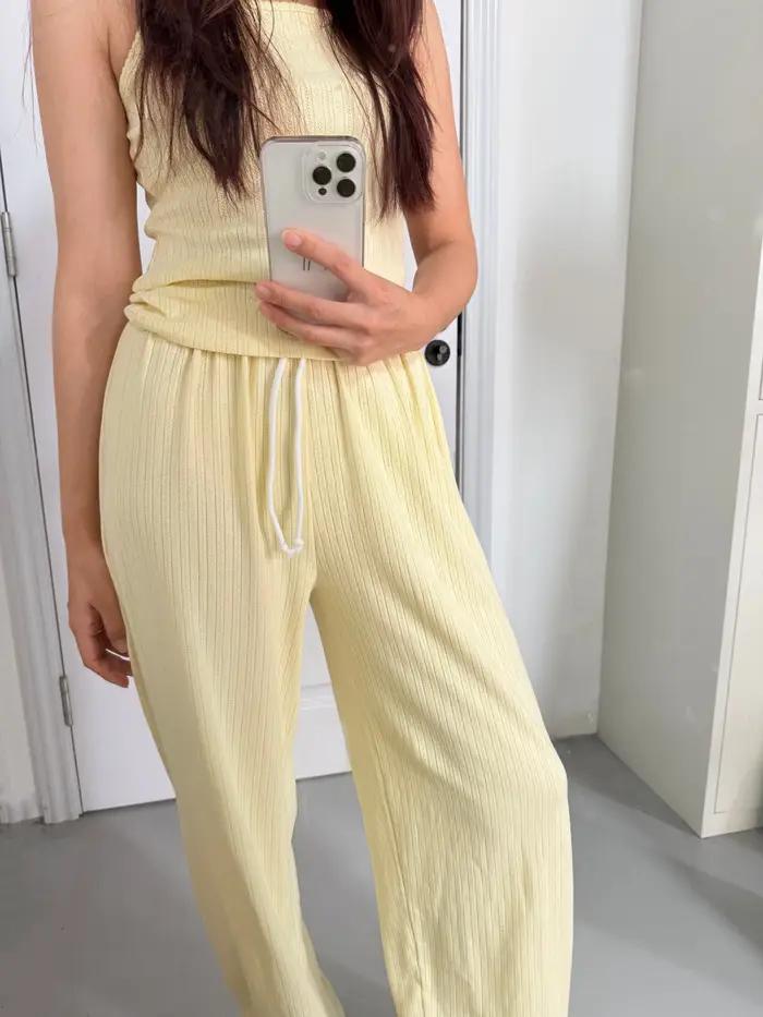 Ensemble 2 pièces à œillets jaune beurre pour femmes