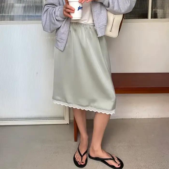 Jupe droite taille basse élégante et chic en satin de soie garniture en dentelle pour femmes occassions spéciales et streetwear