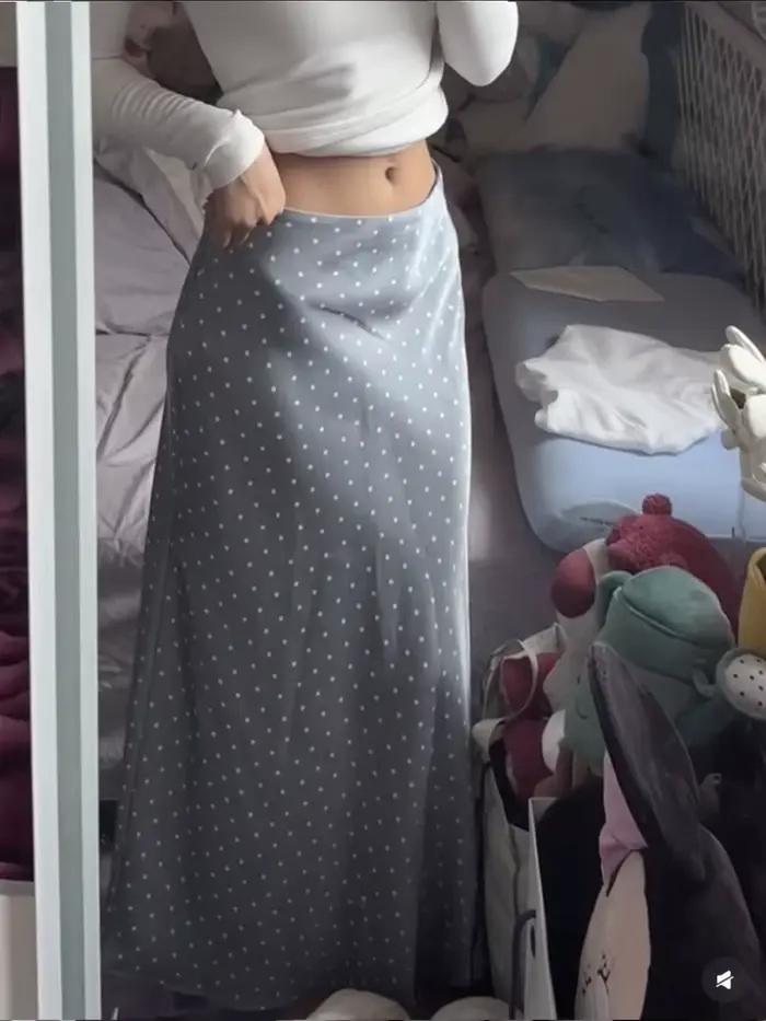 Jupe longue mi-longue à pois taille haute en satin fluide pour femme ETJ