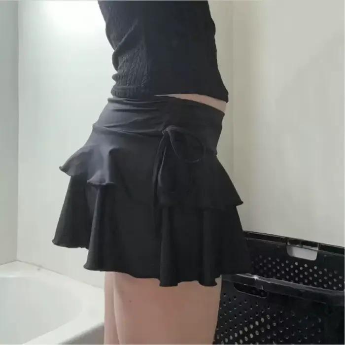 Mini-jupe pour femme taille basse couleur unie à volants