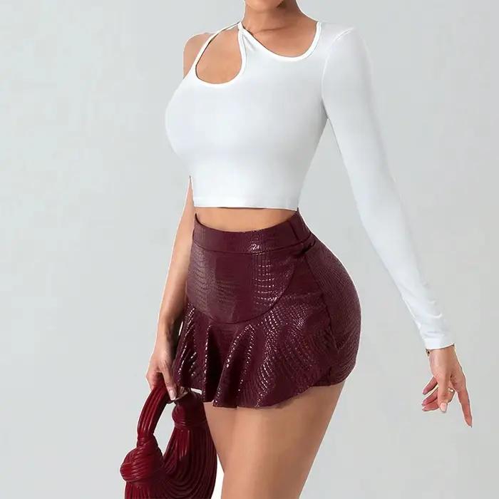 Jupe-pantalon extensible en similicuir effet verni pour femme