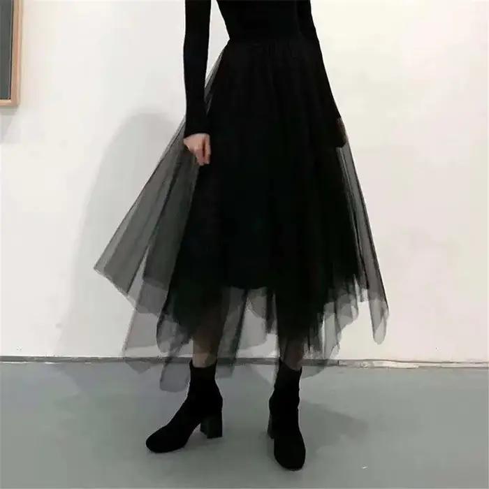 Jupes longues plissées irrégulières en tulle gris gothique