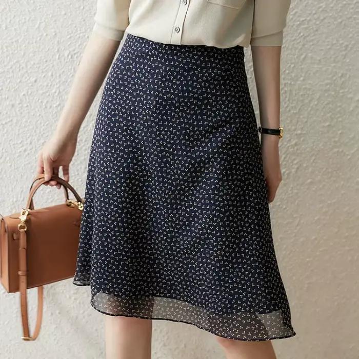 Jupes féminines Chic et élégantes pour femmes jusqu'aux genoux longueur une ligne Harajuku nouveau dans un Style coréen Premium été 2025 tendance pas cher