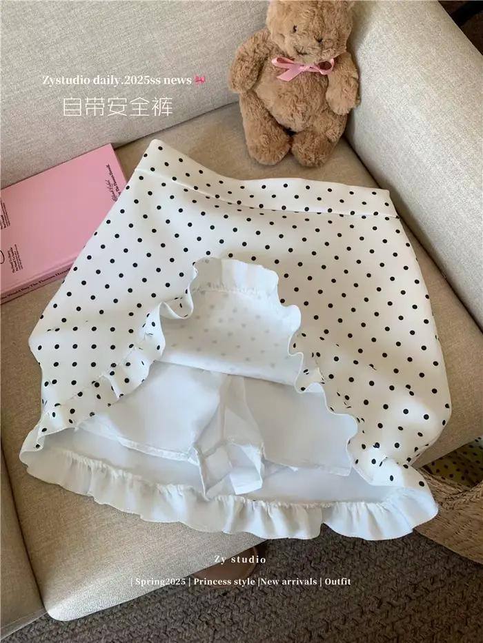 Mini jupe à pois en polyester, chic et romantique pour femmes junior, idéale pour le bureau et les soirées, avec volants et coupe trapèze, disponibles en beige, bleu et noir