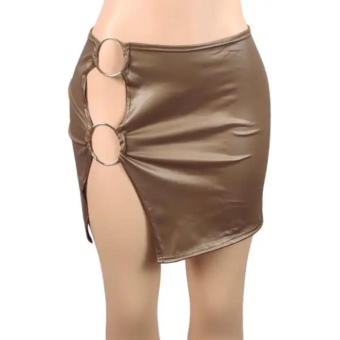 Mini-jupe moulante vintage en similicuir PU avec anneau métallique et fente latérale