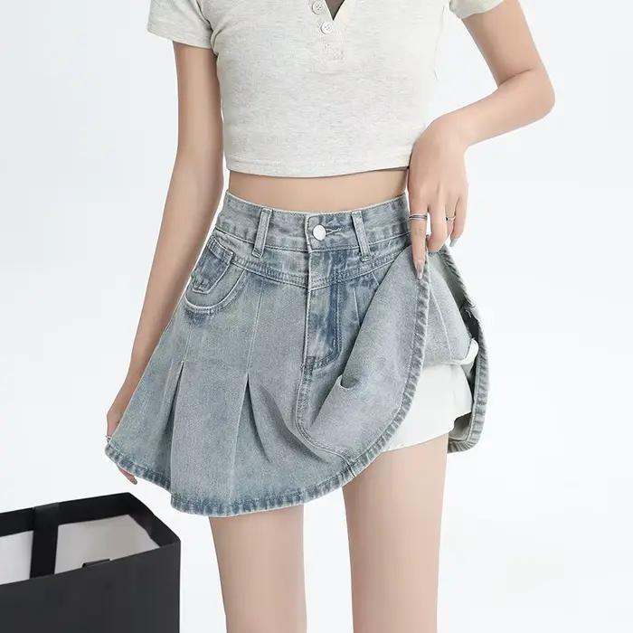 Jupe courte plissée en jean bleu taille haute pour femme