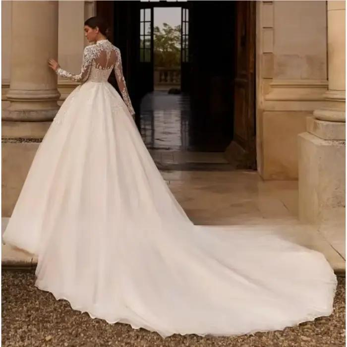 Nouvelle Robe de Mariée Longue en Dentelle, Style Palais, Coupe Ajustée, Col Montant, Travaux de Couture Raffinés, Idéale pour Mariage et Banquet, Traîne Personnalisable
