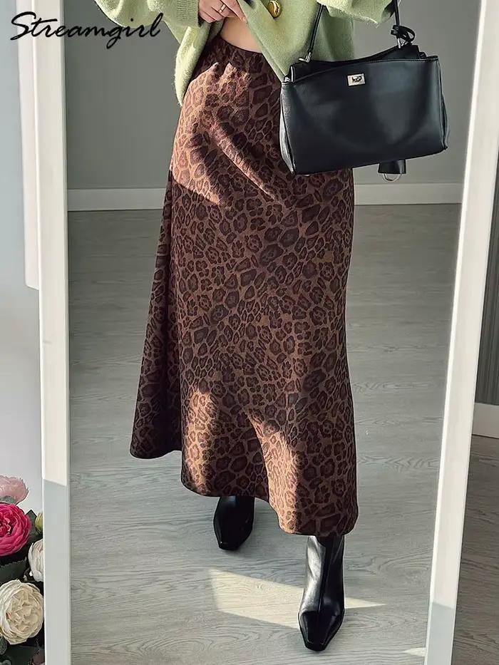 Jupe longue en daim à imprimé léopard pour femme