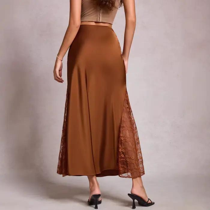 Jupe longue évasée taille haute élastique avec dentelle latérale pour femme