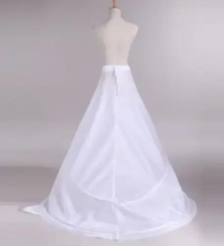 Jupon blanc à deux anneaux pour robe de mariée nouvelle collection Vinoprom occassions spéciales mariage浪漫婚礼专用新款双环白色衬裙 维诺普ロン品牌 白色婚礼配饰 特别场合新娘必备
