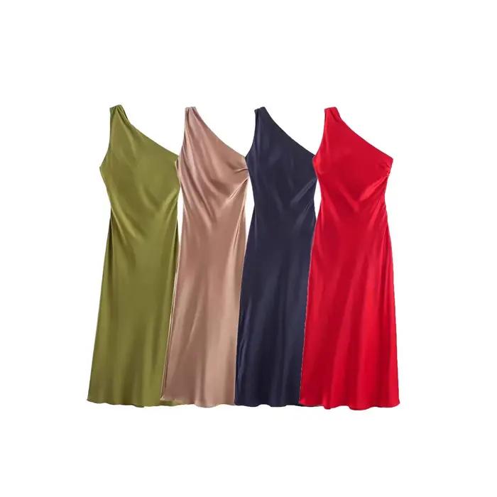 Robe longue élégante asymétrique en satin de soie, design tendance, style streetwear, taille haute, coupe ajustée, sexy, pour le quotidien