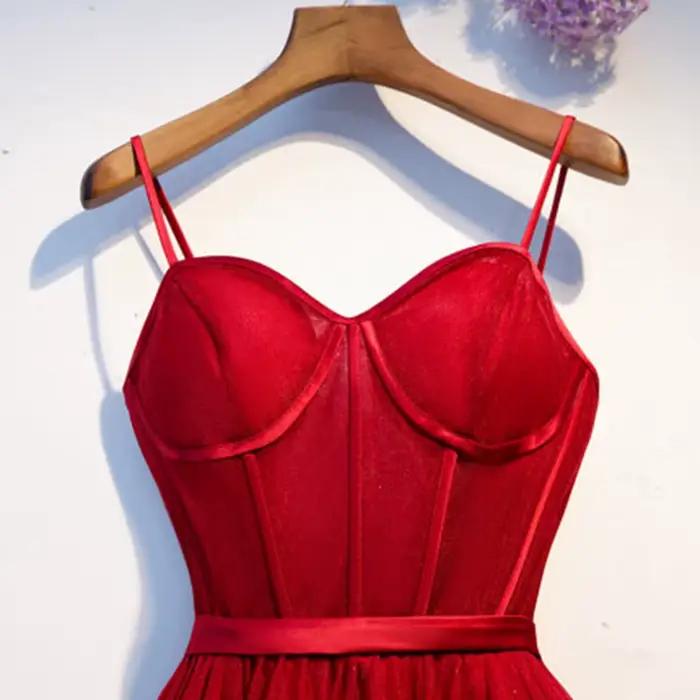 Robes Courtes de Cocktail 2026 – Robes de Soirée Formelles à Bretelles Fines – Robes de Bal Rouges – Vestidos de Gala Élégants en Tulle – Robes de Remise de Diplôme