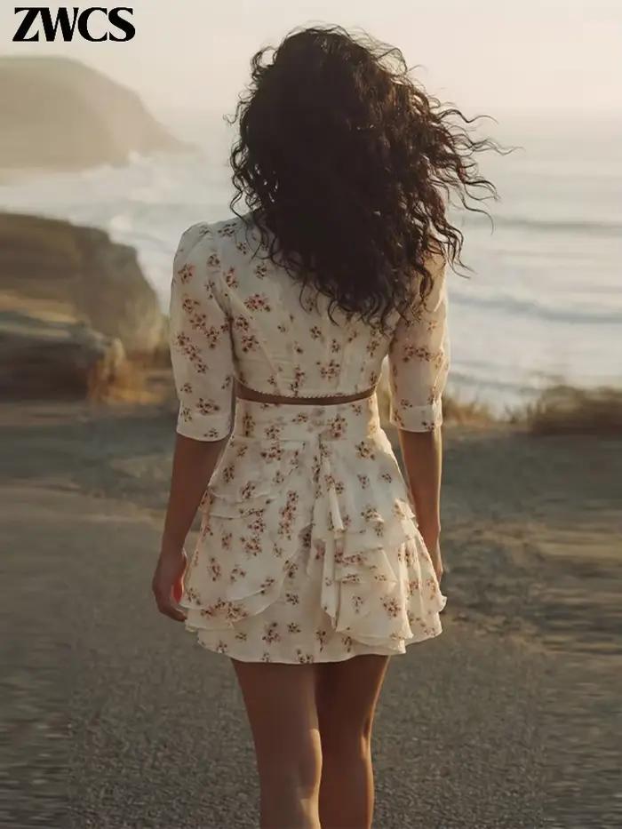 Ensemble 2 pièces jupe courte à volants imprimé floral pour femme