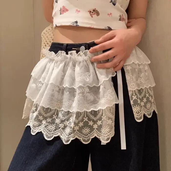 Mini-jupes élégantes en dentelle de style balletcore