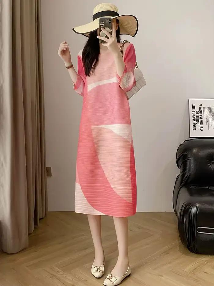 Robe plissée mi-longue pour femme